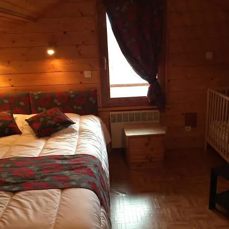 Les Bruyeres Chalet